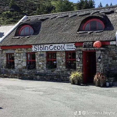 Apartament Under Gainne #2 *